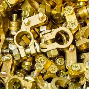 真ちゅう製のタイプのストックの純粋な銅スクラップが利用可能