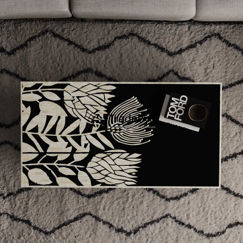 Available in different Colors