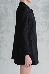 热销女式办公室冬季夹克女士定制标签大流士衬衫夹克光泽扭曲混纺白色越南
