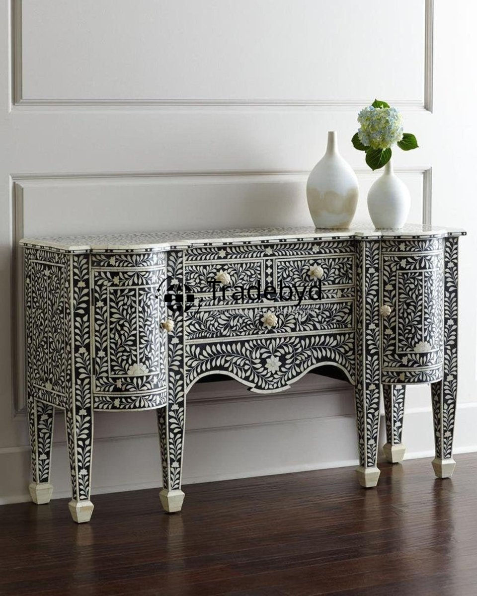 Available in different Colors