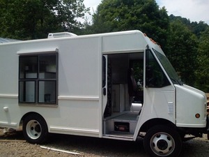 Custom-Built Mobile for Food Van Truck for Street Food and Catering for Snack and Chip Applications - Product Image 4