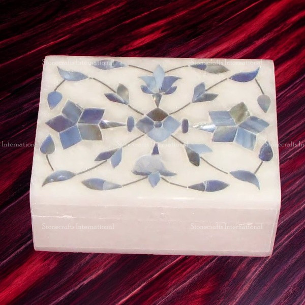 Comme indiqué dans l'image