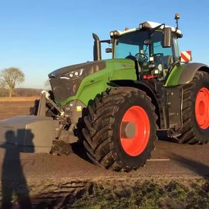 Premium Quality <strong>Fendt</strong> 1050 <strong>Vario</strong> Tractor Used Agricultural Vehicle In Stock For Sale With Fast Delivery and Wholesale Price - Product Image 1