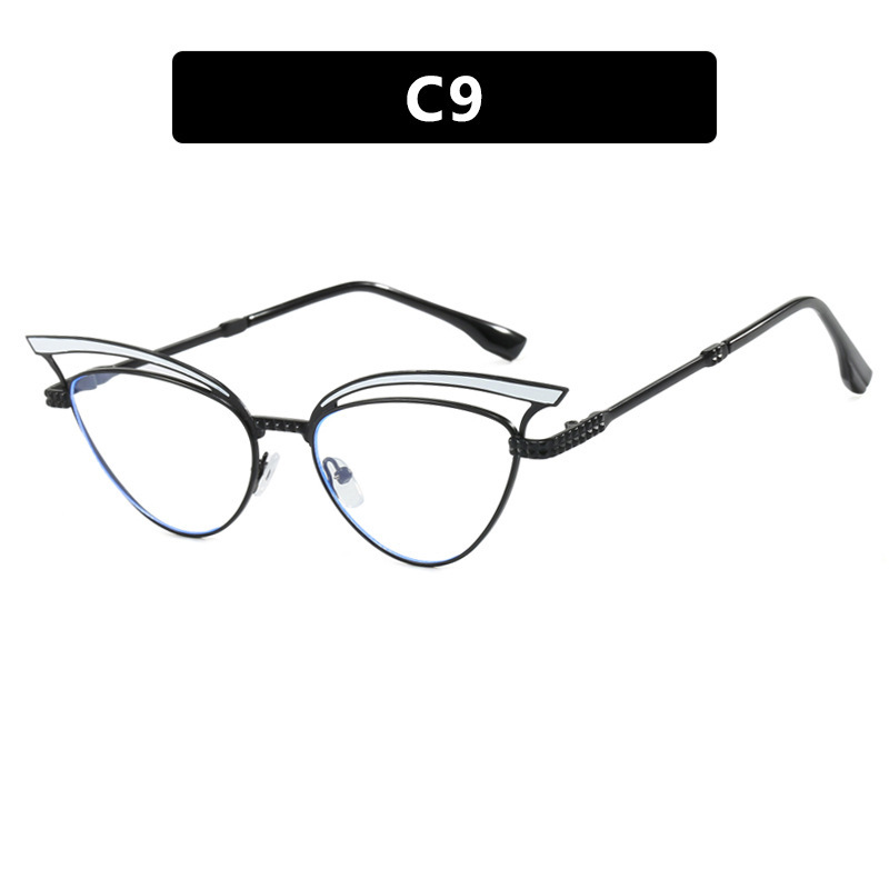C9