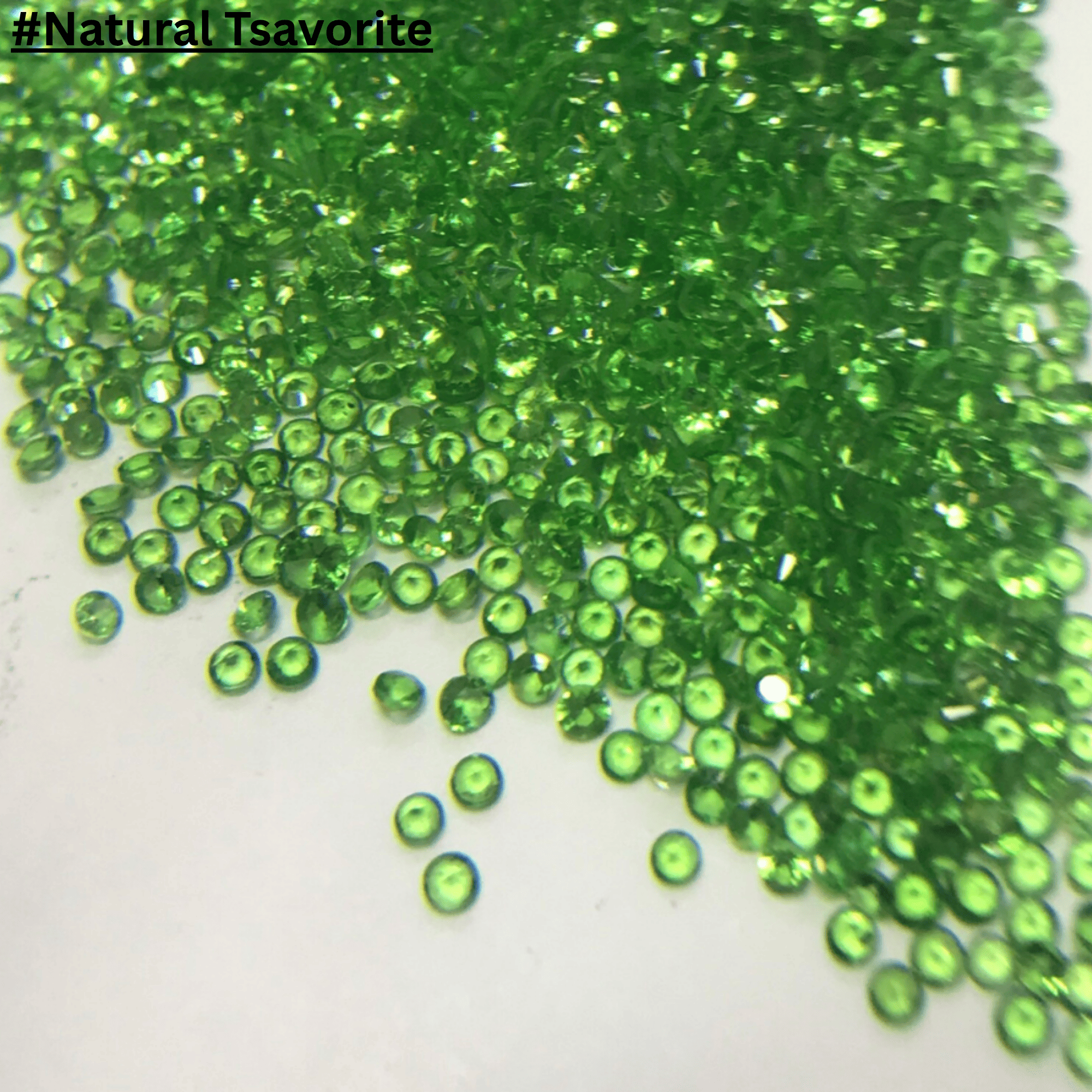 Tsavorite naturel