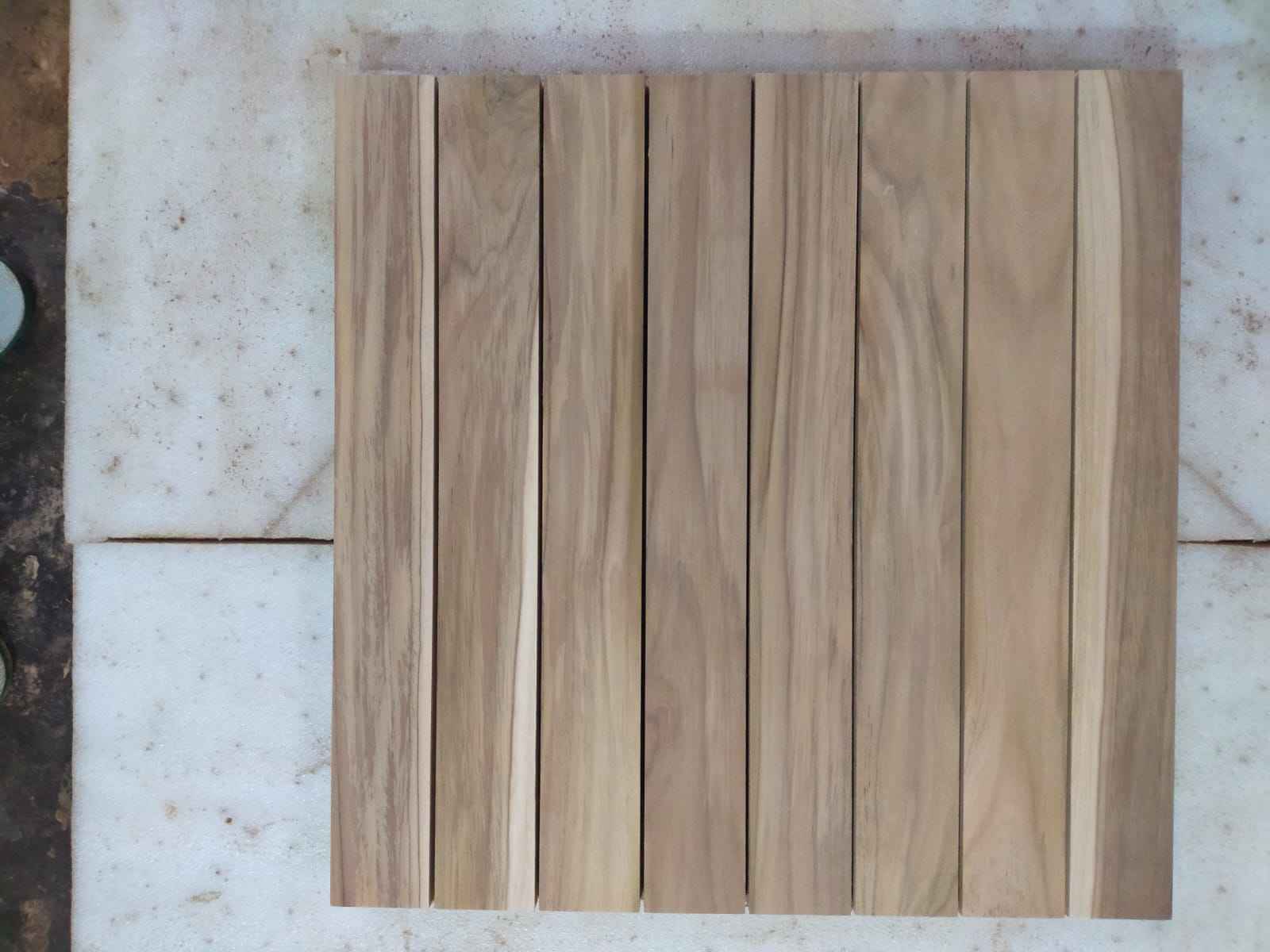 Natural Well Sanding Teak Wood