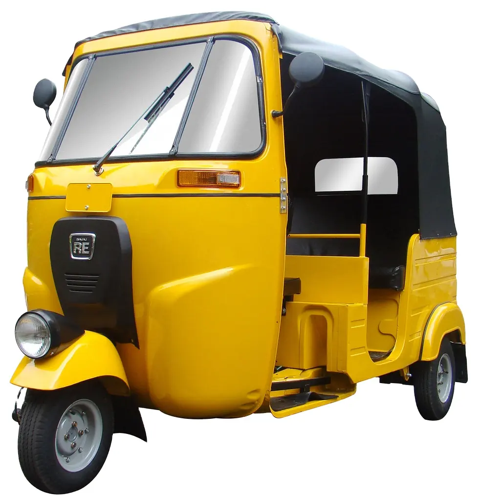 Tricycle motorisé à trois roues en vente chaude Taxi Indian Tuk Tuk Prix bon marché Auto Rickshaw