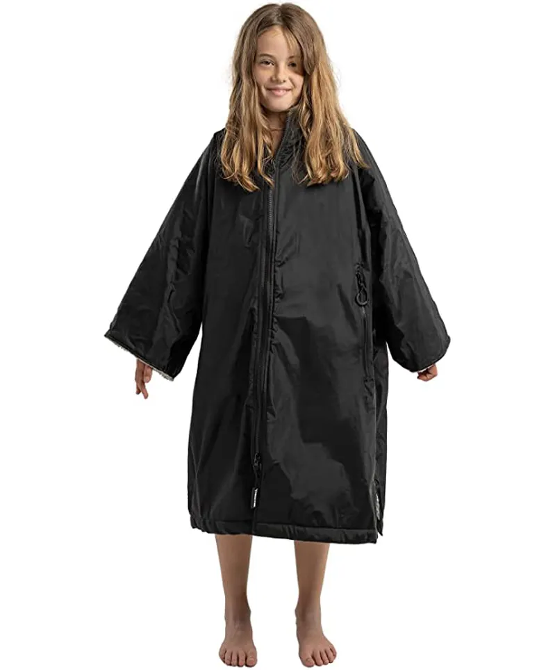 Robe à langer noire à manches courtes pour enfants, vêtements de sport, poncho de Surf, parka de natation, imperméable, avec logo personnalisé, veste