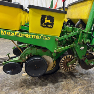 Johnn Deerre 1750用6列MaxEmerge Plusプランター高性能シーダー & トランスプランター - Product Image 2