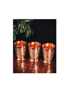 Zarif jant ve el cilalı finish ile geleneksel bakır su bardağı dualar veya meditasyon sırasında kullanım için mükemmel - Product Image 1