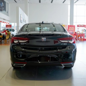 2025 Buuick Ennvista FWWD 4drプリファードスリークコンパクトSUV、<span class=keywords><strong>LEED</strong></span>照明、デジタルディスプレイ、広々としたキャビン、優れた