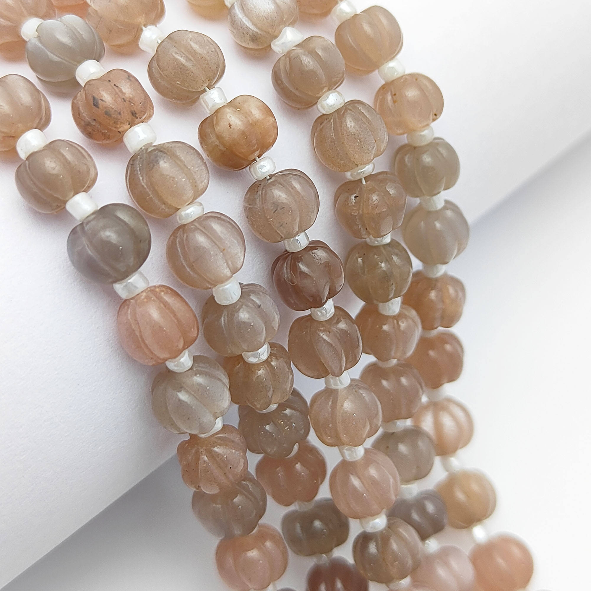 มูนสโตนช็อคโกแลต