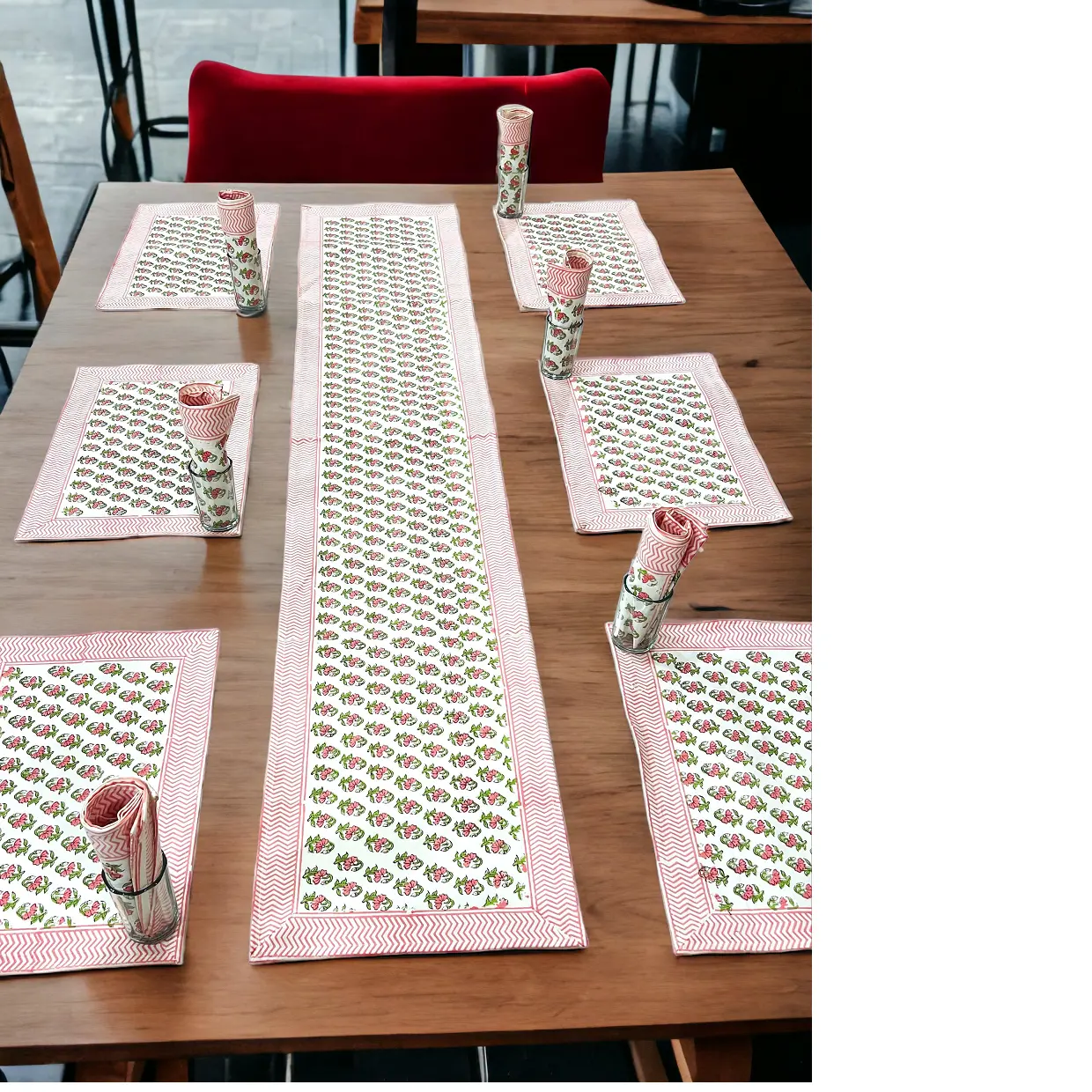 कस्टम मेड सिल्क स्क्रीन 100% सूती टेबल रनर के साथ कपास टेबल धावकों के लिए आदर्श मिलान टेबल मैट के साथ