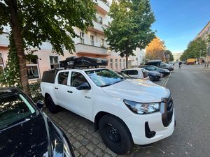 2021丰田HiLux二手SUV涡轮发动机左手转向全轮驱动深色内饰织物座椅Aspire车型日本制造