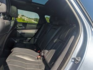 รถแลนด์โรเวอร์เรนจ์โรเวอร์ R-DYNAMIC P250 S AWD สำหรับการส่งถึงบ้าน - Product Image 4