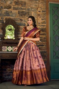 <strong>Bollywood</strong> Fashioned Evergreen Design Gorgeous Looking Jacquard Silk Lehenga Choli With Dupatta