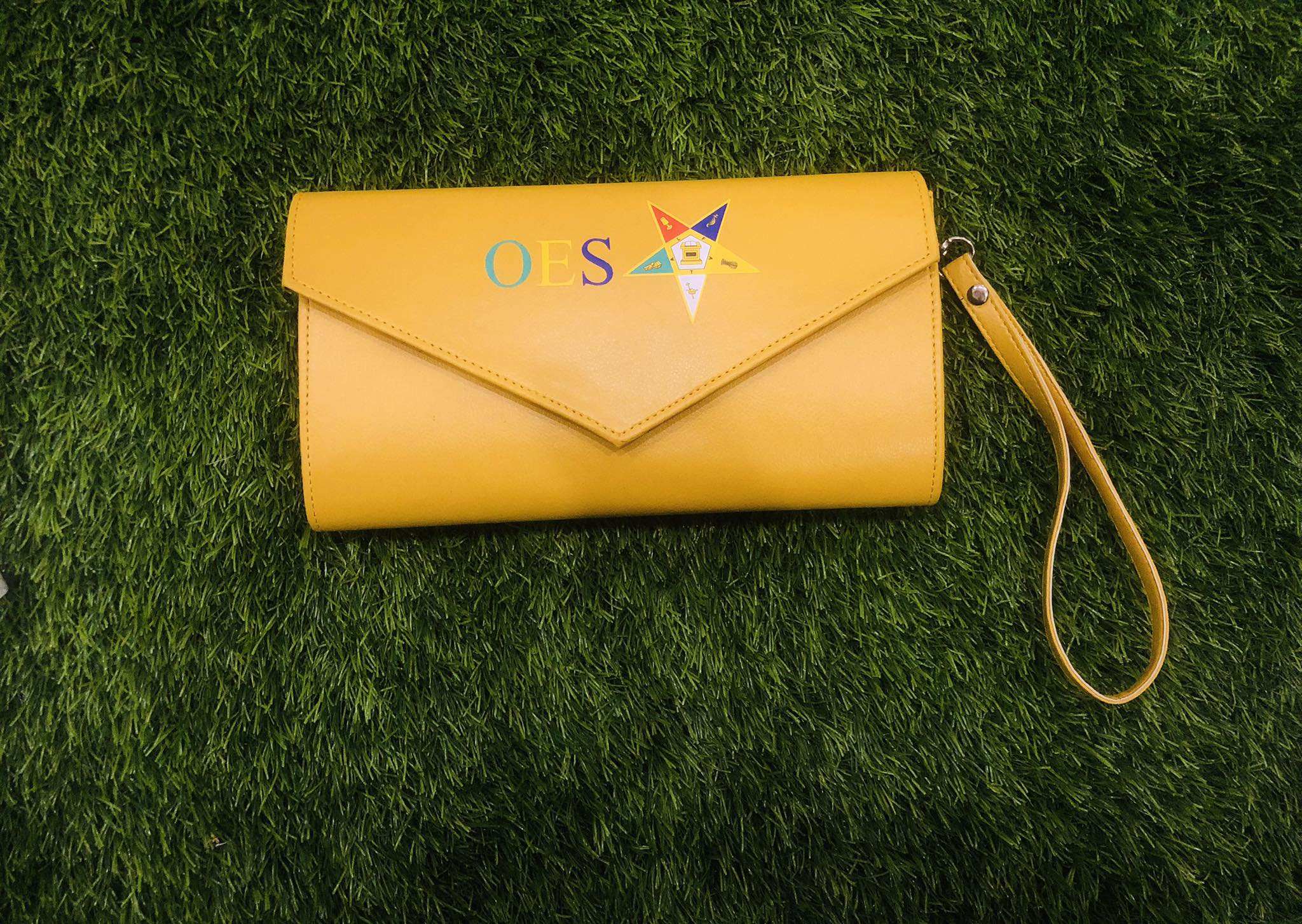 สีเหลือง