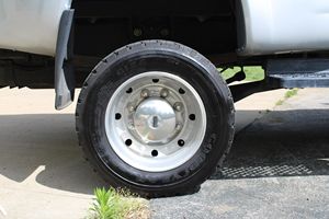 ドアからドアへの配達のための2024 GMC TOPKICK C4500ピックアップ - Product Image 6