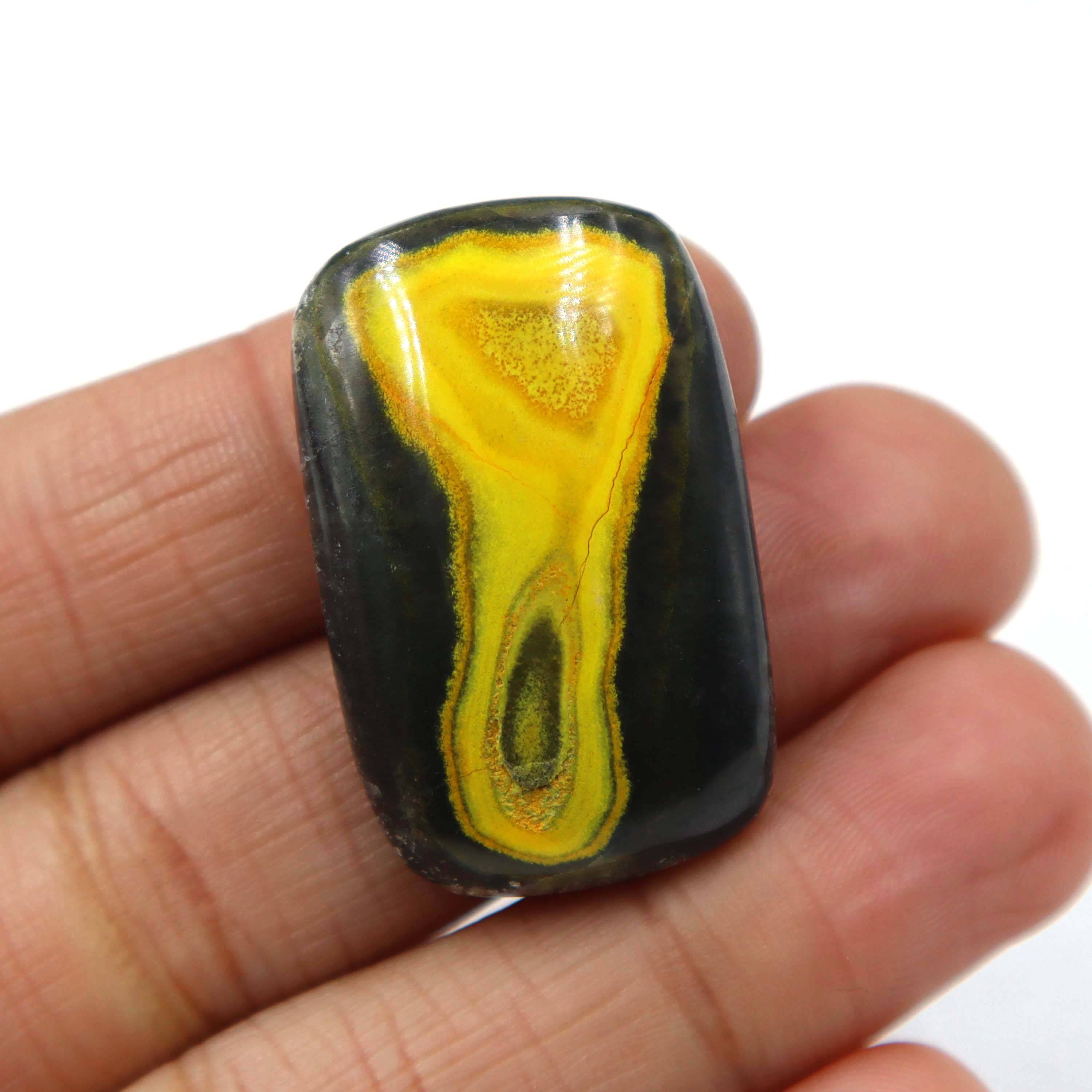 สีเหลือง