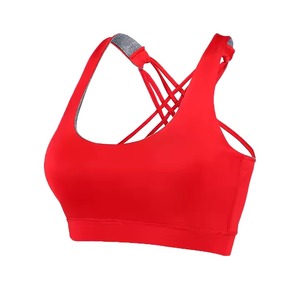 Toptan özel Logo yüksek kalite özel Logo Yoga sutyen üst spor kadın spor sutyeni kırmızı renkte - Product Image 5