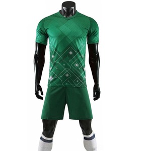 Conjunto de camisetas de fútbol de nuevo estilo personalizado para hombre, camiseta de manga corta de Color sólido, técnica de sublimación de estilo único, grupo de tallas juveniles - Product Image 1