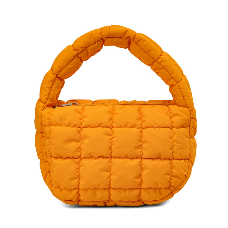 โกลเด้น