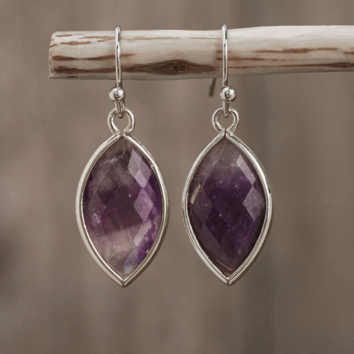 แอเมทิสต์สีเข้ม