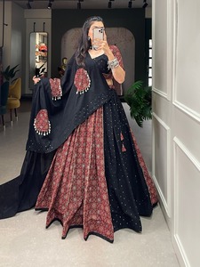 Latest Masterpiece of Navratri Collection. Dress up Into This Printed New Maroon Color and <strong>the</strong> Mirror Work Chaniya Choli