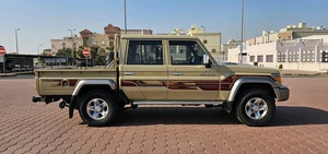 2024トヨタランドクルーザーGRJ79L AWDダブルキャビン45 V8ターボディーゼル5速手動ピックアップトラックスーパークリーン左ステアリング付き