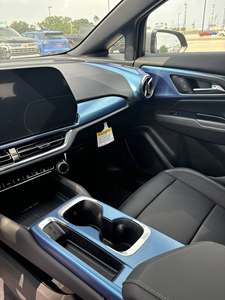 2022 Used <strong>Jeep</strong> with Perfect Automatic Gearbox Leather Seats Left Steering R18 Tire Size Dark Interior AWD Carmrry SL Model - Product Image 4