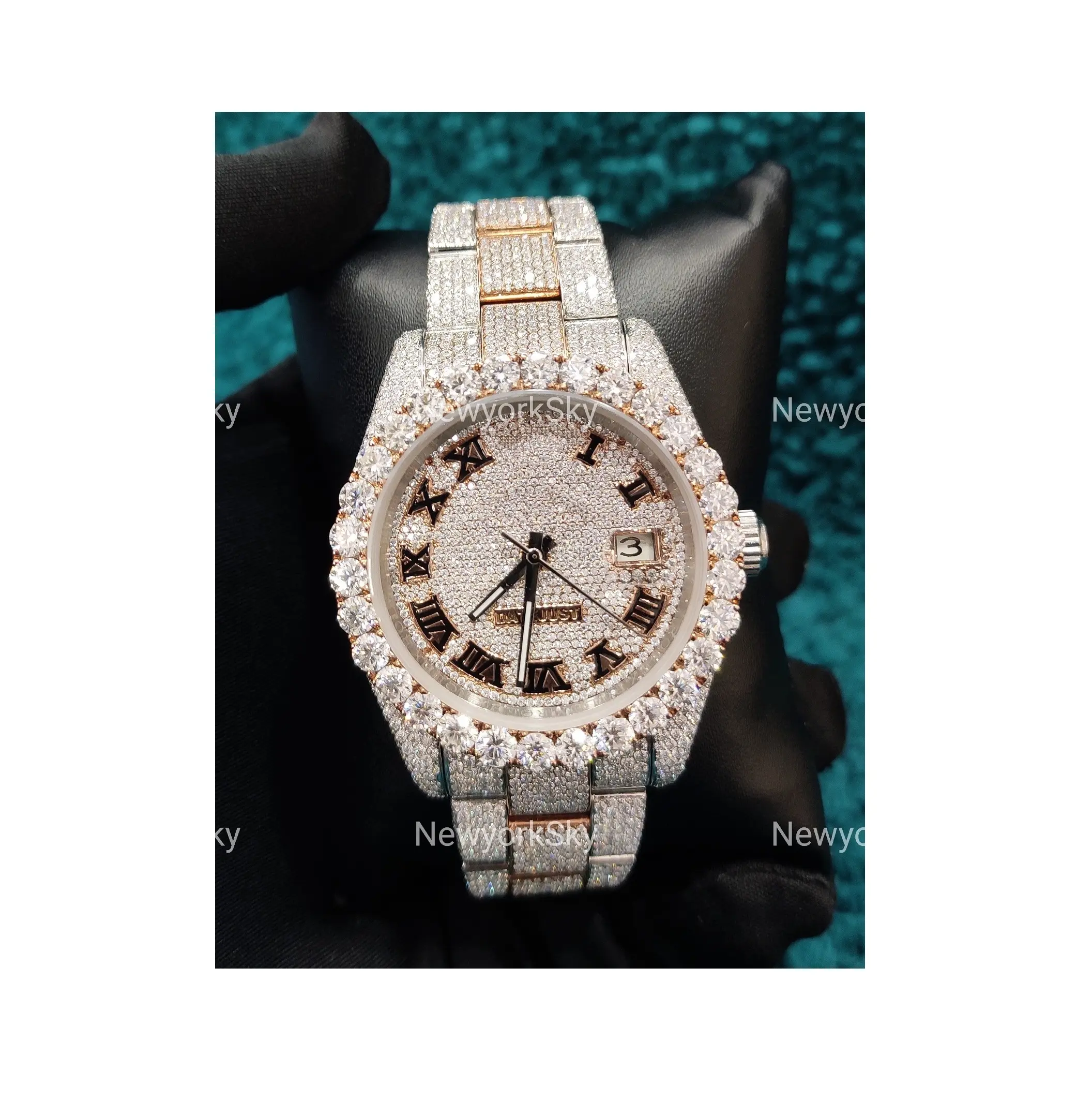 Harga grosir VVS Clarity Moissanite berlian bertatahkan es jam tangan Hip Hop mekanik otomatis jam tangan siap untuk dikirim