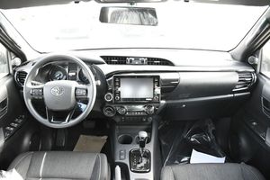 2025 עבור הרפתקה toyotas hilux הרפתקה 4.0l מלאי מוכן שמציעות כלי יד מדחס אוויר