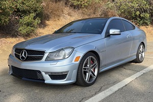 En sıcak satış 2013 m-ercedes-Benz <span class=keywords><strong>C63</strong></span> AMG Coupe