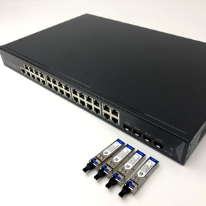 OEM 24 28พอร์ตสวิตช์เครือข่ายที่มีการจัดการแบบ POE มี4 SFP ไฟเบอร์อินเตอร์เฟซ iee 802.3AF/AT สวิตช์ไฟเบอร์ - Product Image 1
