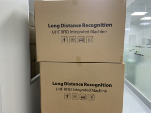 LED照明ブランドのクライアントが使用するUHF RFID駐車場アクセスリーダー