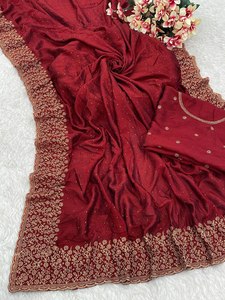 设计师柔软的丝绸纱丽配刺绣扎里作品，石材作品设计师婚礼功能穿纱丽，派对穿纱丽。