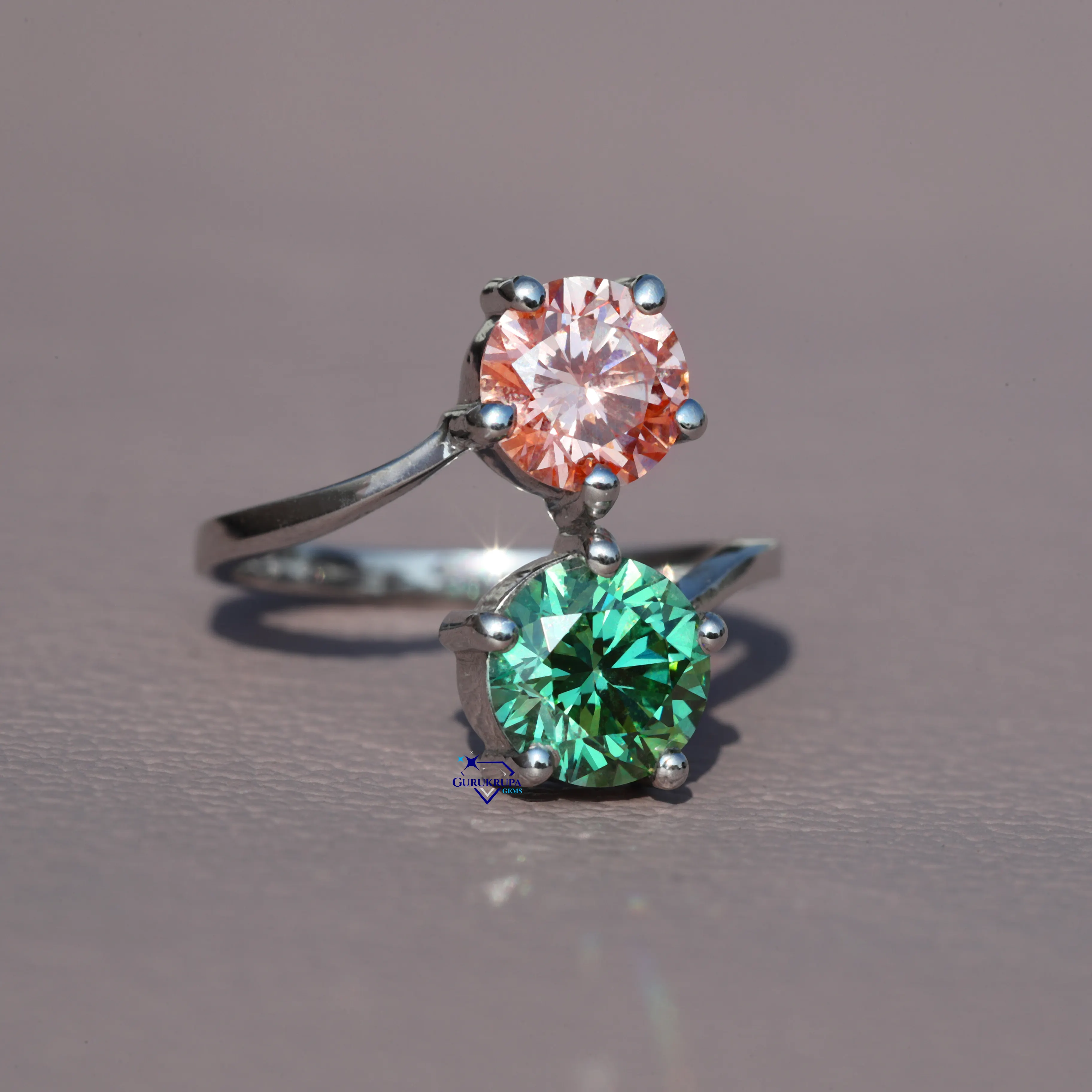 Hermoso anillo de diamantes toi et moi de corte redondo cultivado en laboratorio hecho a mano en plata de ley 925, joyería de compromiso para mujer con claridad VVS