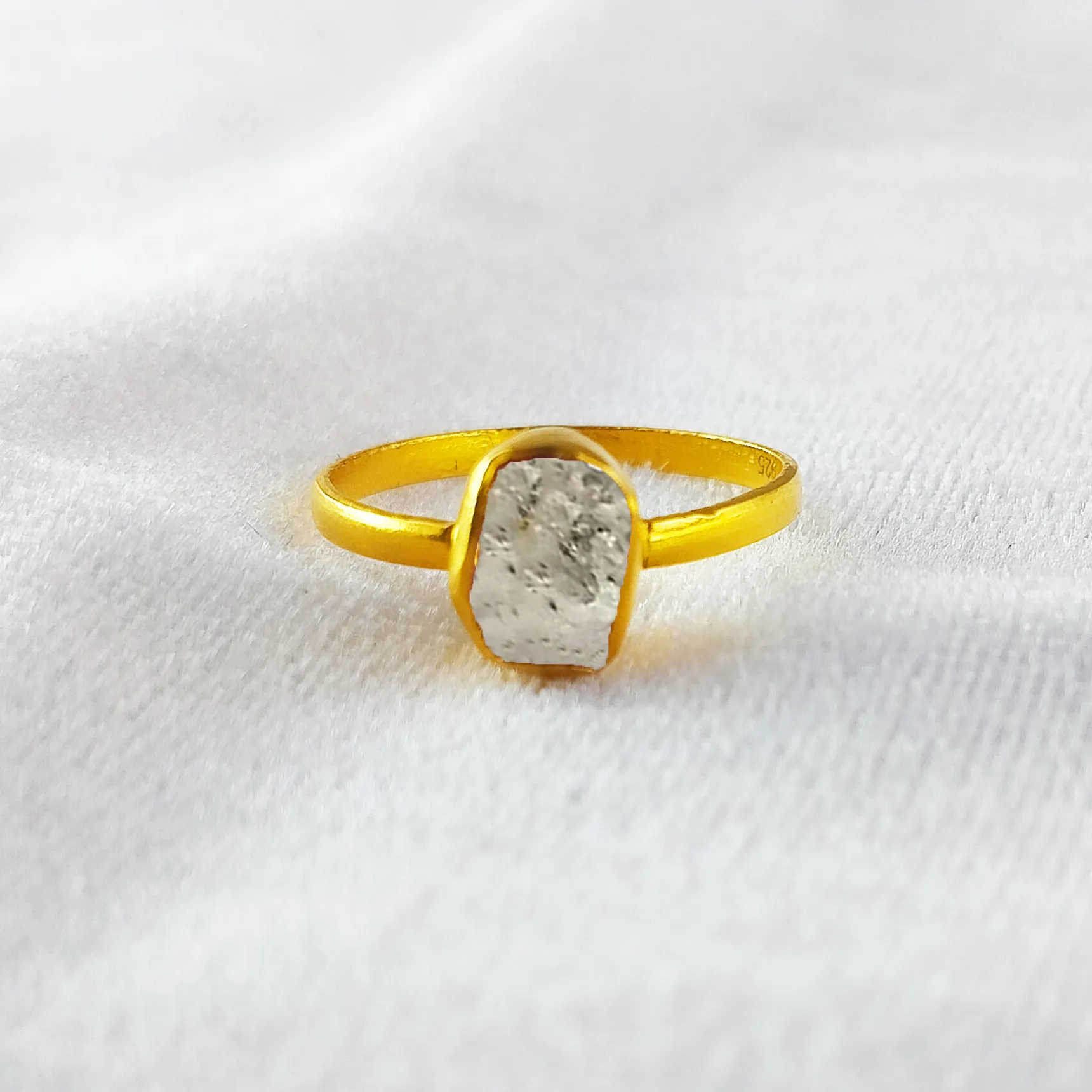 Mese di aprile Birthstone Herkimer Diamond Gemstone forma grezza 925 Sterling Silver Collate Setting Gold Vermeil Fine jewelry Rings