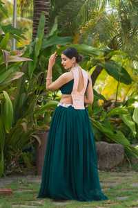 デザイナー2025年夏のプレタポルテクロップトップLehenga Choliパーティーの機会にセット