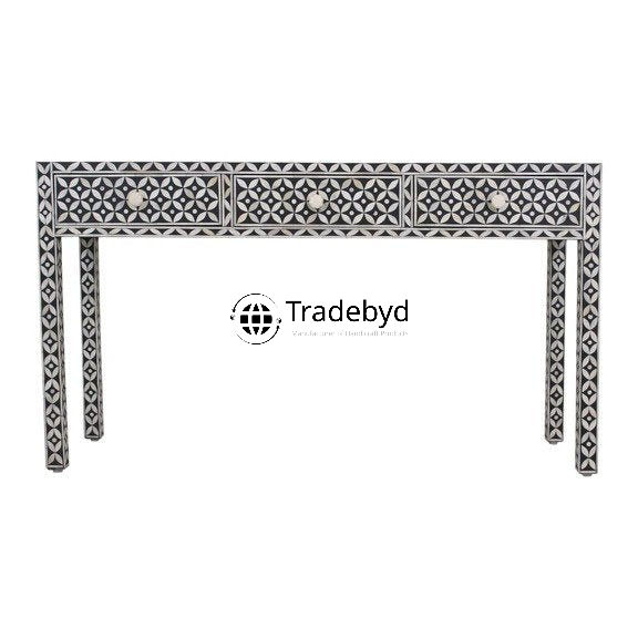 Available in different Colors