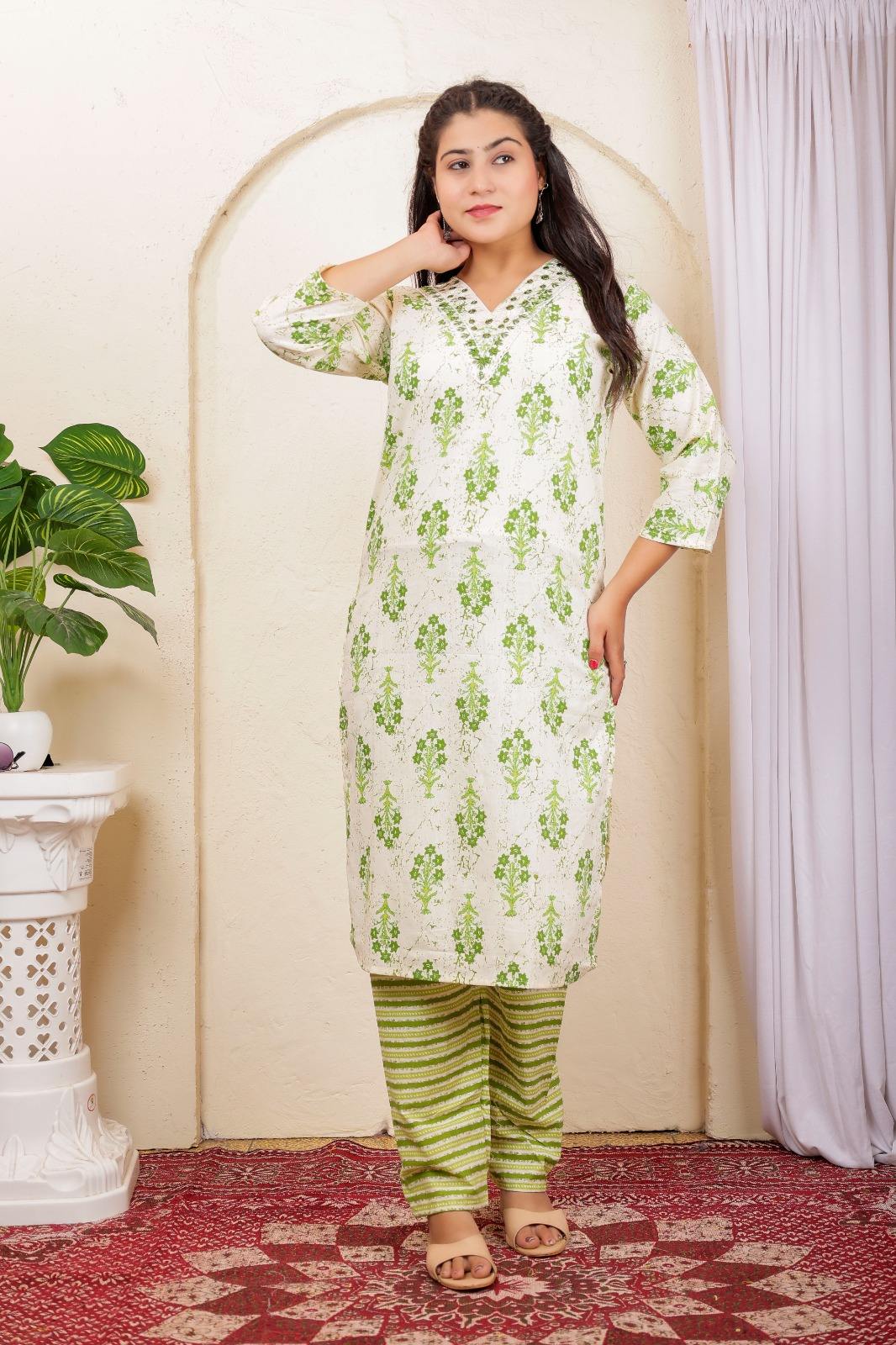 สีเขียว