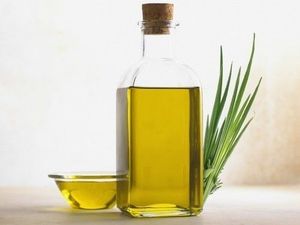 איכות פרימיום שמן palmarosa באיכות פרימיום שמן עבור הרפיה טבעית העור לחות עבור יצוא מכירה במחיר חסכוני