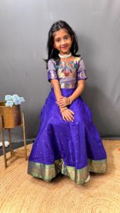 传统儿童礼服Paithani <span class=keywords><strong>Lehenga</strong></span>配编织提花腰带