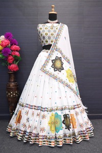 ブラックゴールデンKasturiシルク-Georgette Lehngaスパンコール付きドリワークシーケンス & ドリLehenga Choli服 - Product Image 4