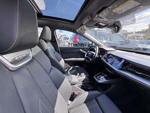 Mükemmel kullanılan AU DI Q4 40 e-tron 2024 tam elektrik - Product Image 2