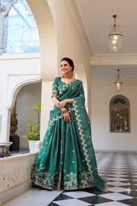 クラシックなゴールド刺繍作品Lehenga Choli Dupattaとブラウスのプリンテッドスタイル - Product Image 5
