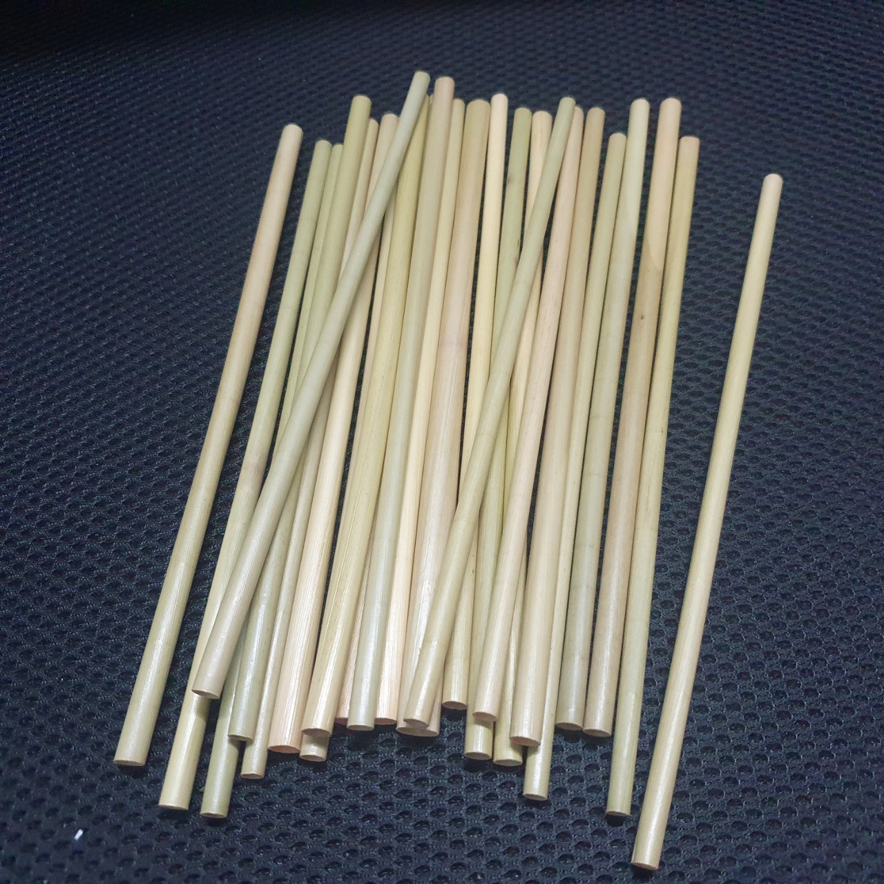 เหลืองอ่อน