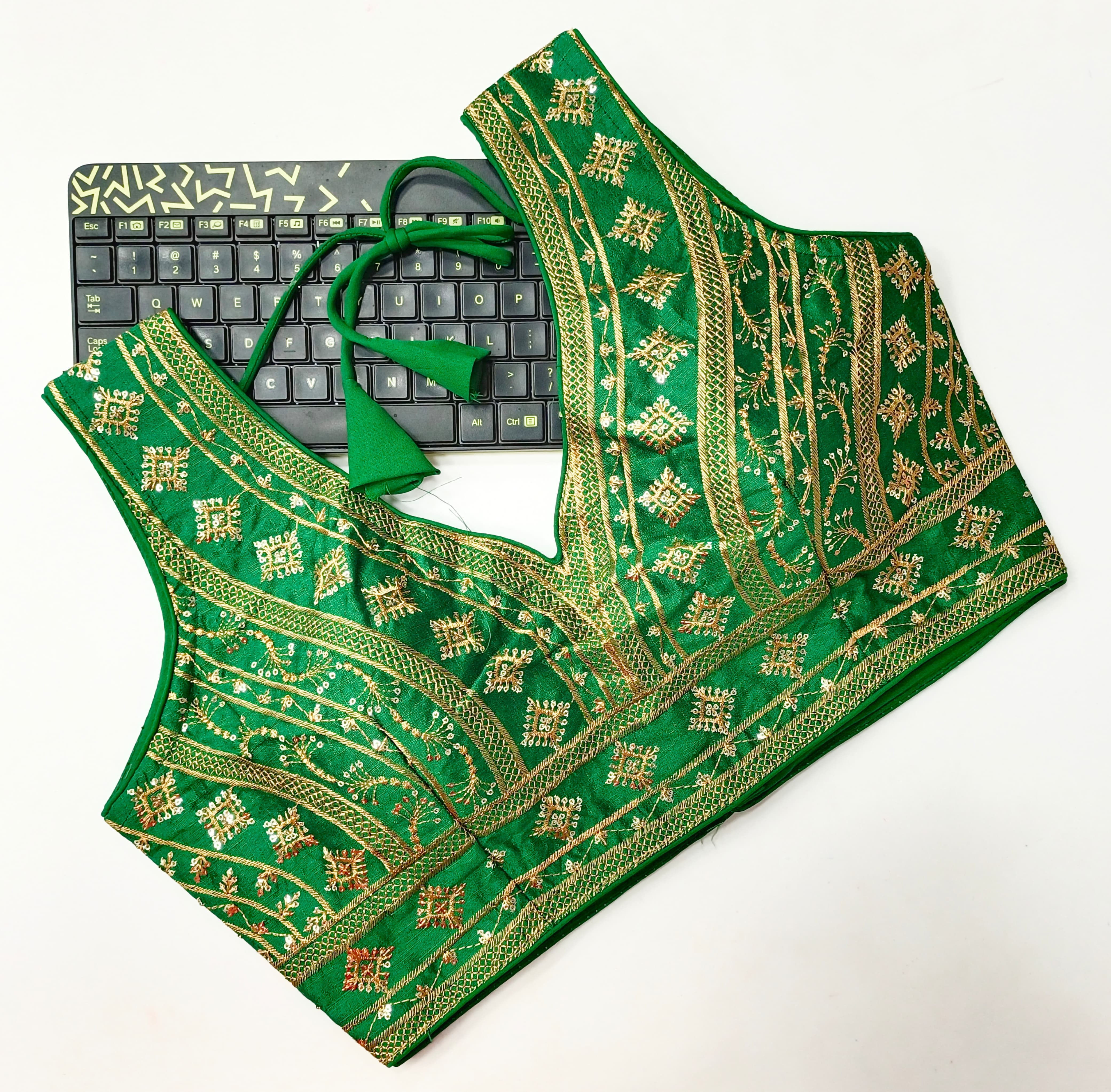 Vert foncé