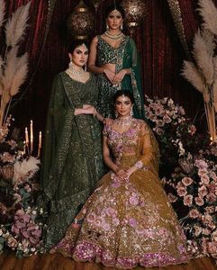 ファッショナブルな大人のソフトバタフライネットワークLehenga <span class=keywords><strong>Choli</strong></span> with Cancan Canvas Patta Sequins Embroidered Indian Pakistani Clothing