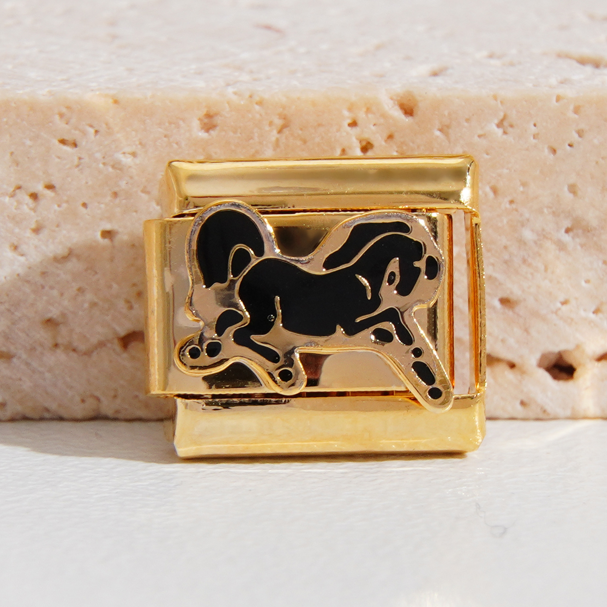 gold MK-1599